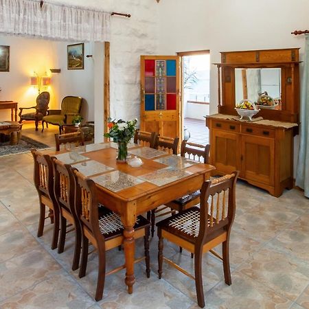 Villa Ravenscliff White House à Oudtshoorn Extérieur photo