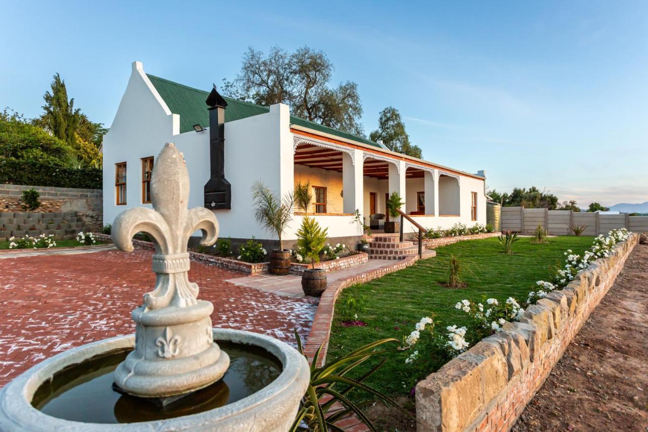 Villa Ravenscliff White House à Oudtshoorn Extérieur photo
